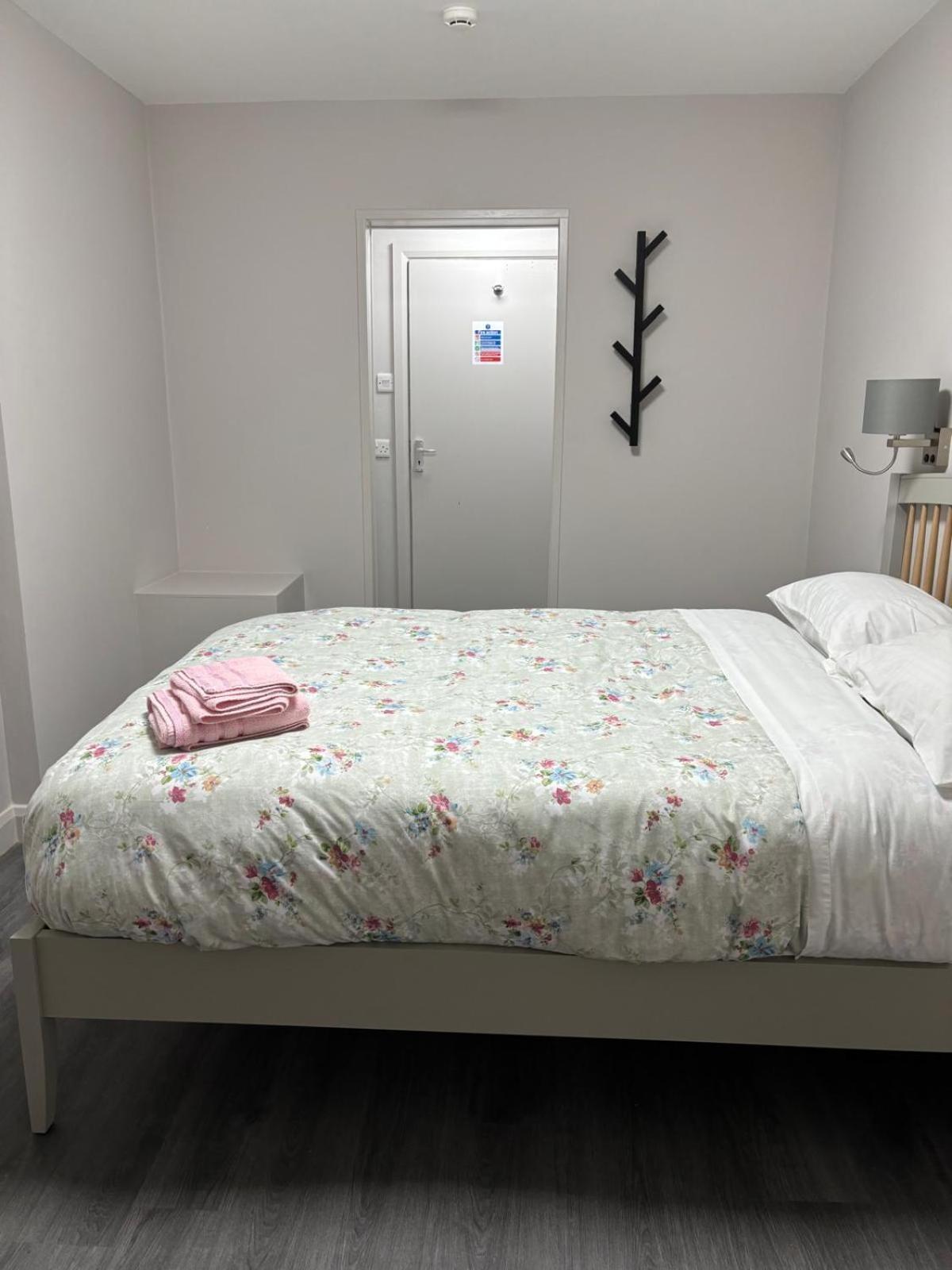 Central Hotel Sutton-in-Ashfield Экстерьер фото